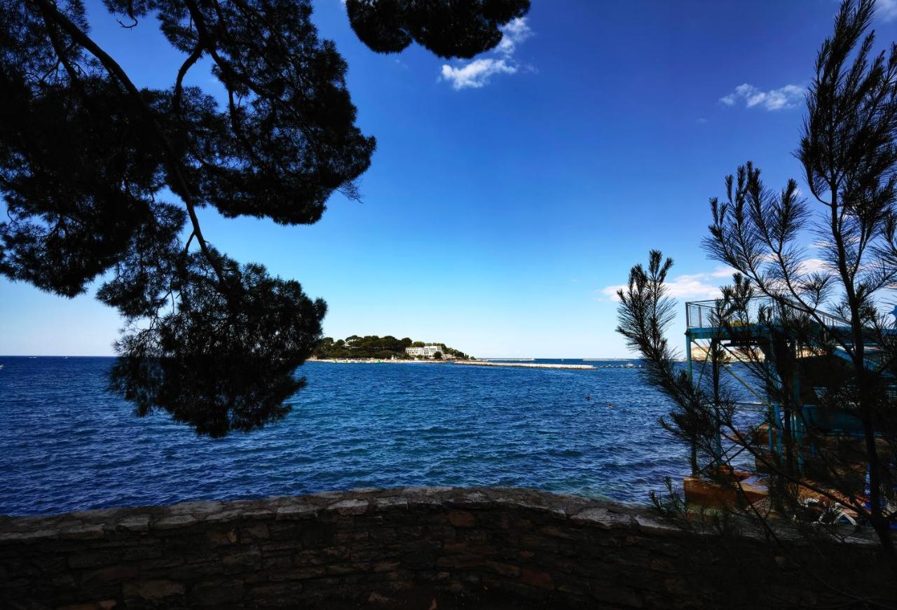 Stay In The Very Heart Of Porec - 50M To The Beach Exterior photo